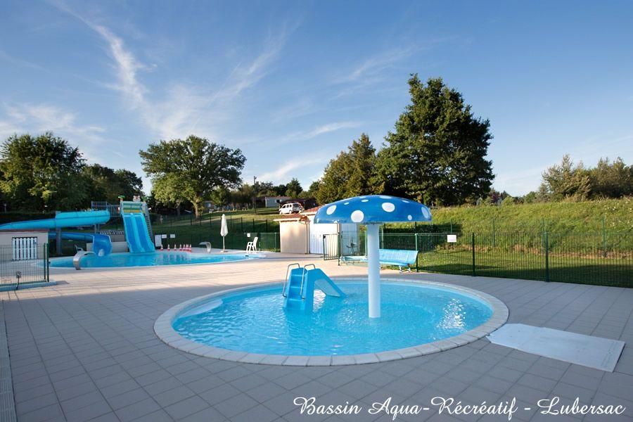 Piscine et bassin aquarécréatif d'été de Lubersac_7