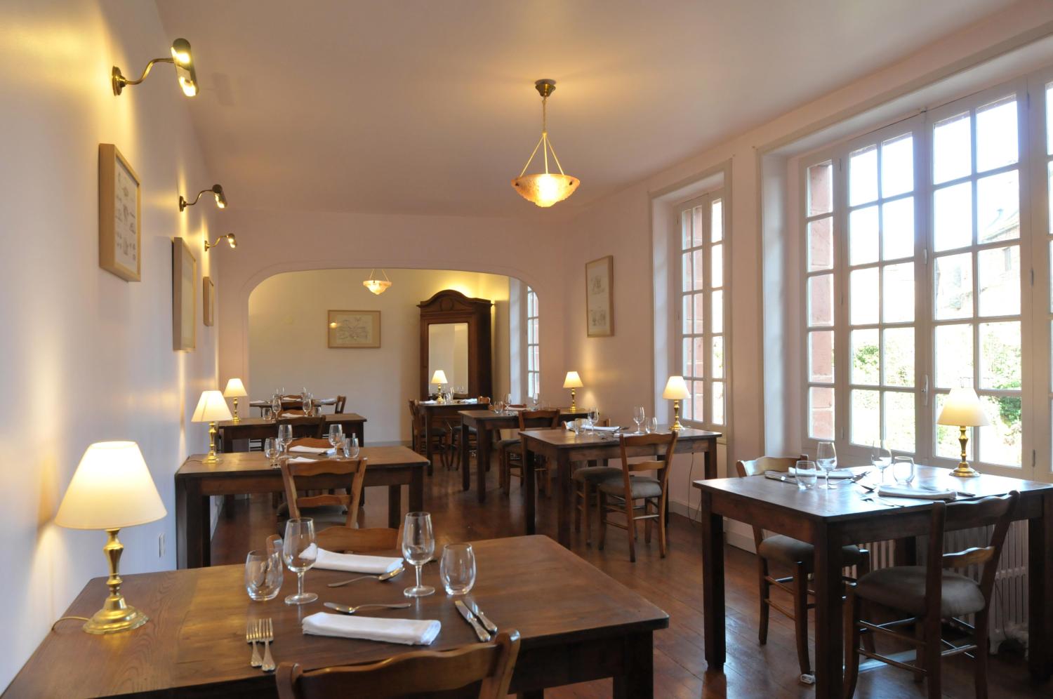 Restaurant Salle 1 - Relais Saint Jacques - Collonges-la-Rouge_5