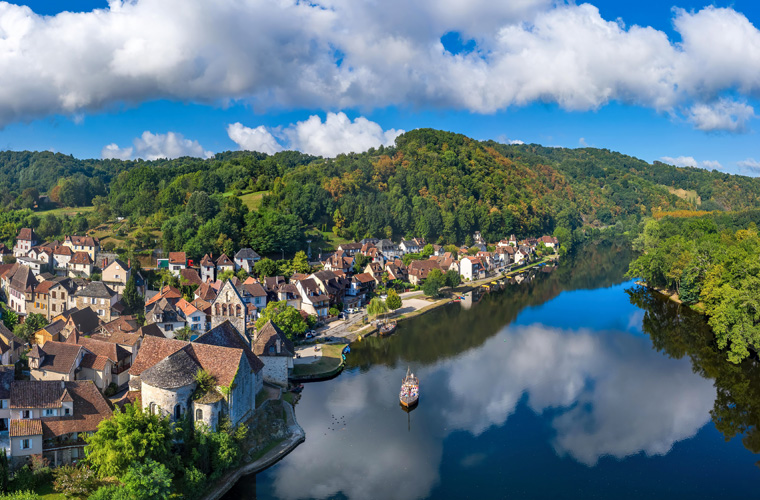 Beaulieu-sur-Dordogne ; ©Vent d'Autan