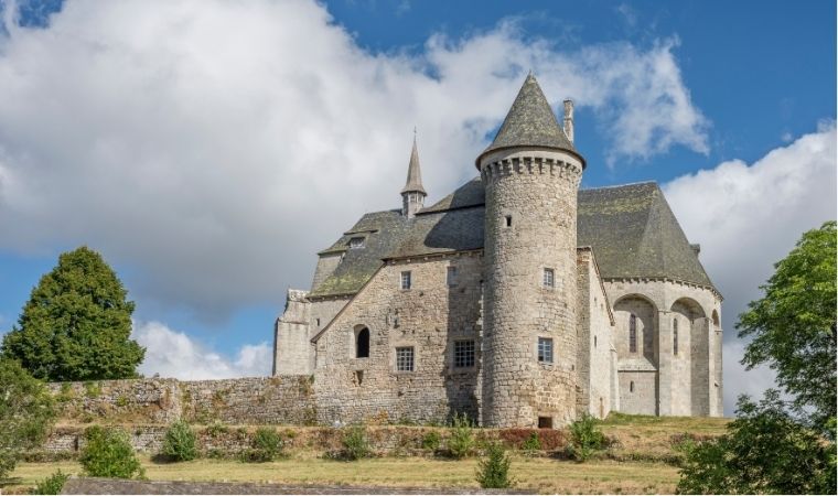 Prieuré-SaintAngel©JosselinMathiaud-OTCHC