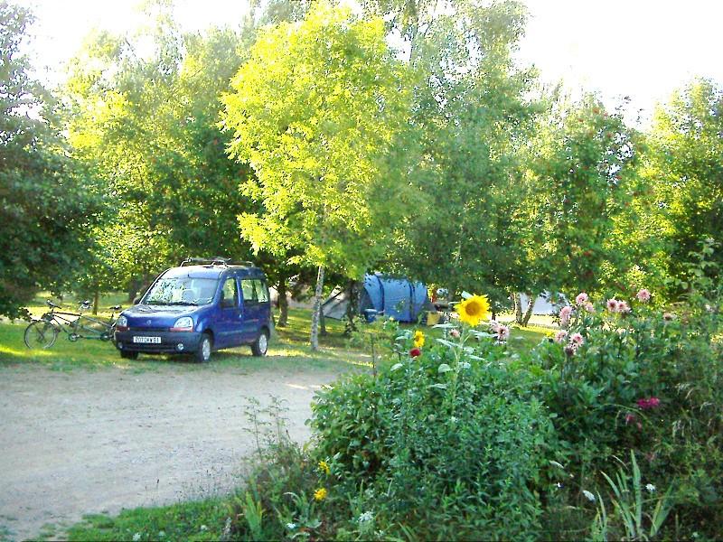 Aire d'accueil de camping-cars du camping municipal des Combes_1