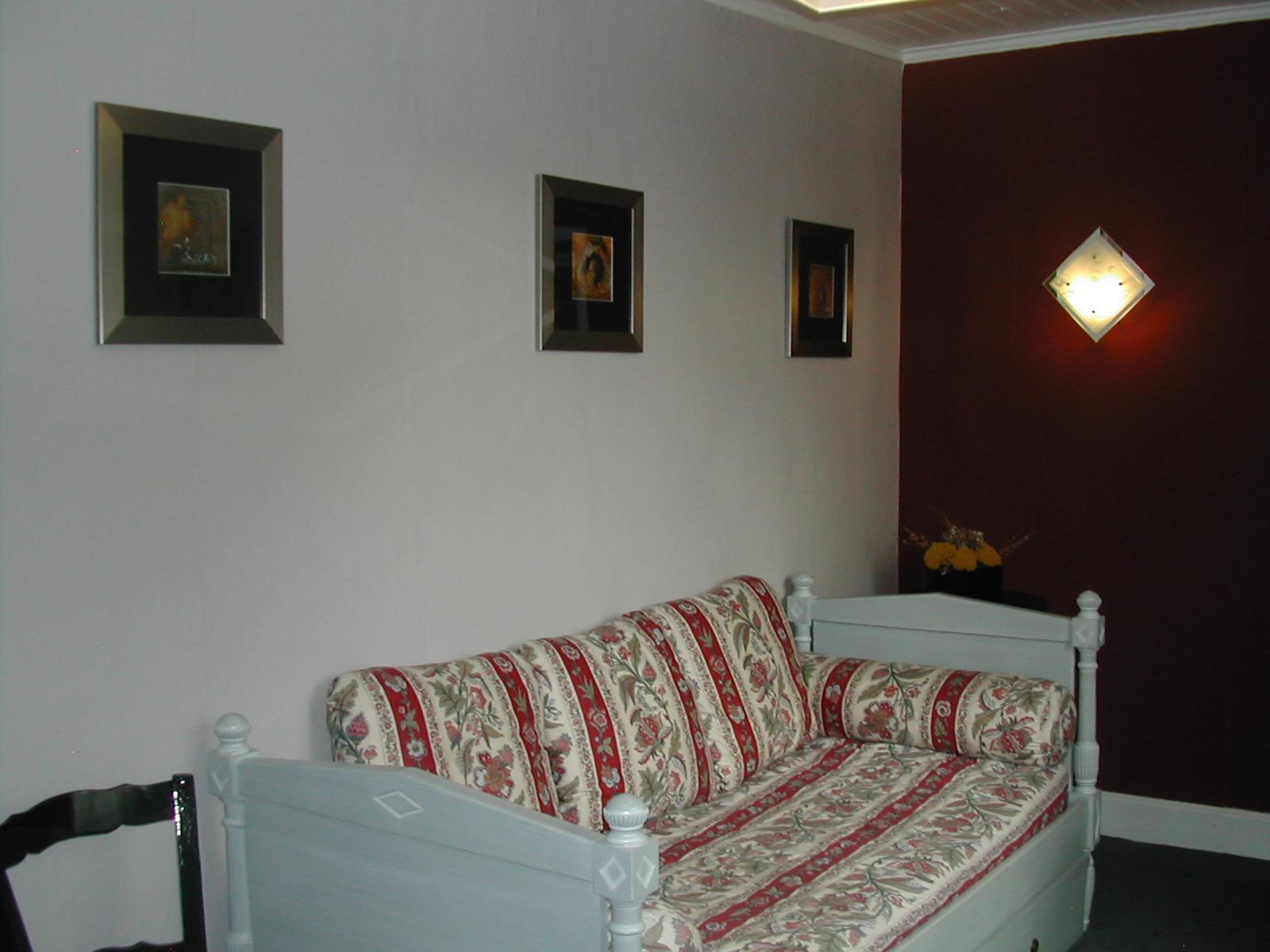 Chambre 3 Banquette avec tiroir lit (2 couchages simples)
