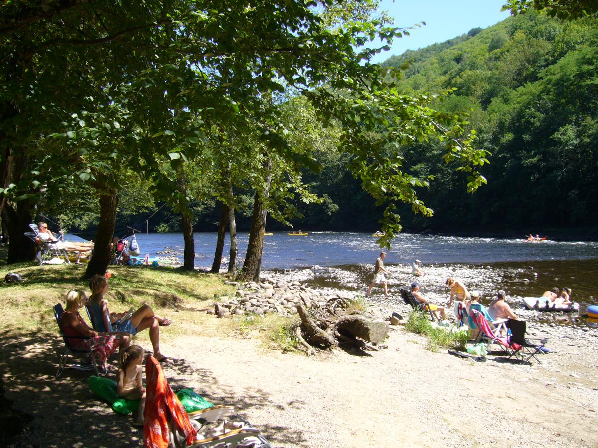 Plage du camping - Camping le Vaurette - Argentat - Vallée de la Dordogne_6