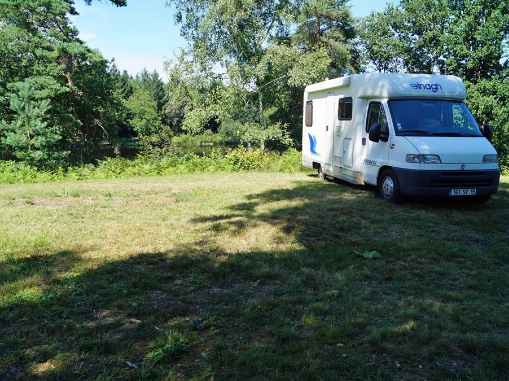 Aire d'accueil de camping-cars du Moulin de Lachaud
