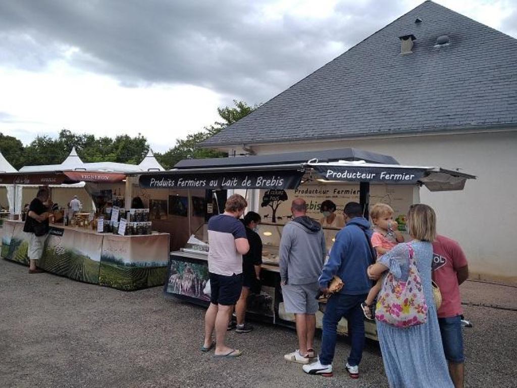 Marché des Producteurs de Pays de Chartrier-Ferrière