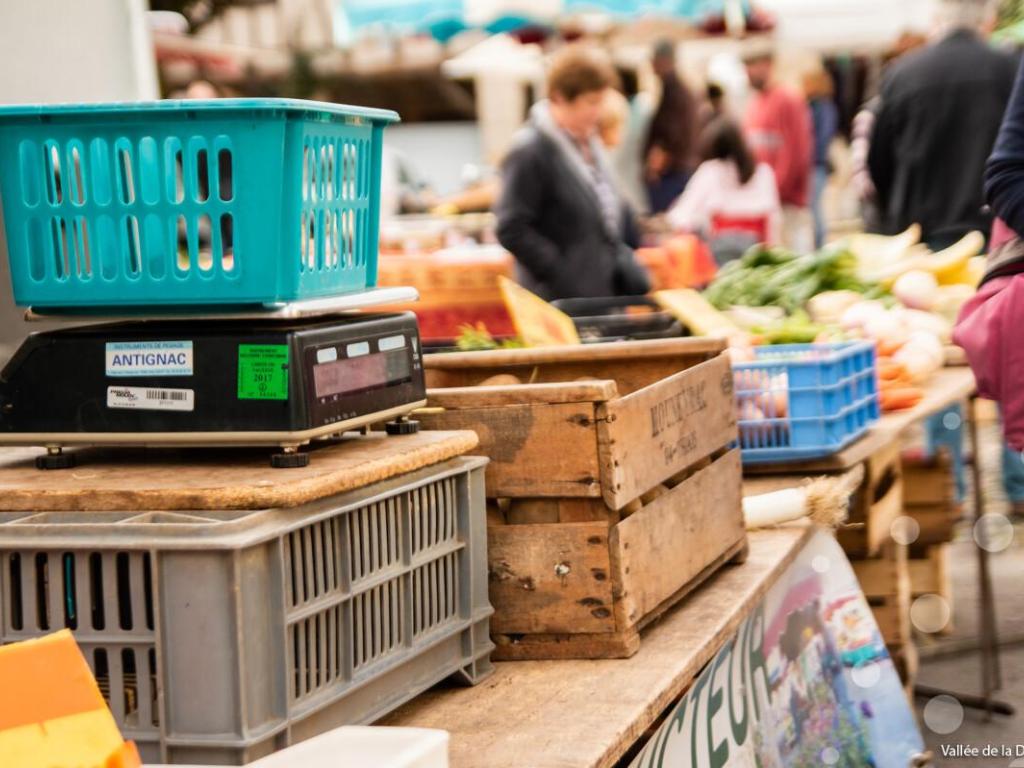Marché à Beaulieu-sur-Dordogne