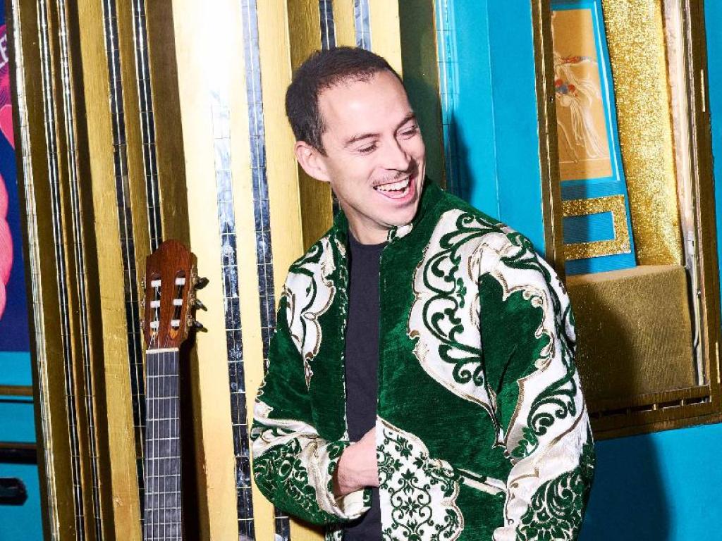 Festival de la Vézère: Thibault Cauvin, guitare (Esplanade Grange rouge Turenne)
