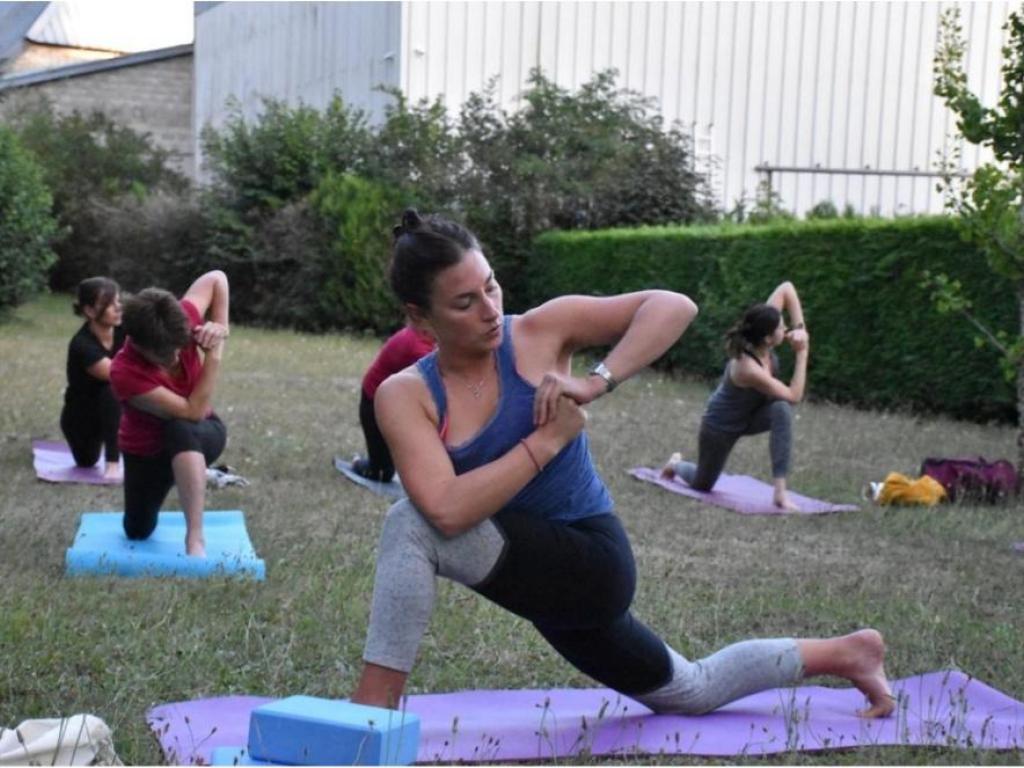 Cours de yoga collectifs en plein air