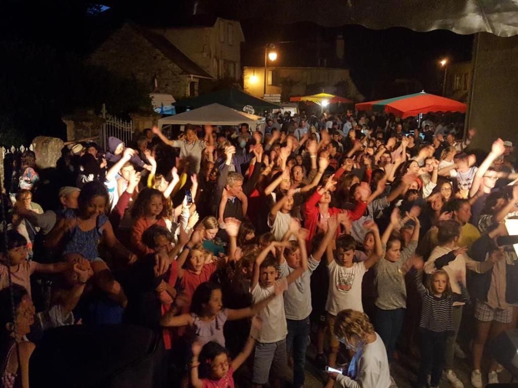 Marché de producteurs de pays "Bienvenue à la ferme"  festif et gourmand de Monceaux-sur-Dordogne
