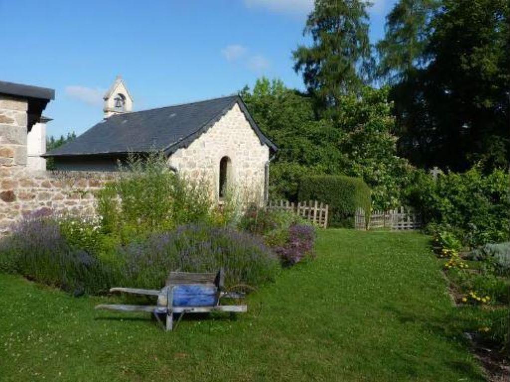 Ateliers de la volière "Aventuriers du parc, insectes et oiseaux à la loupe"