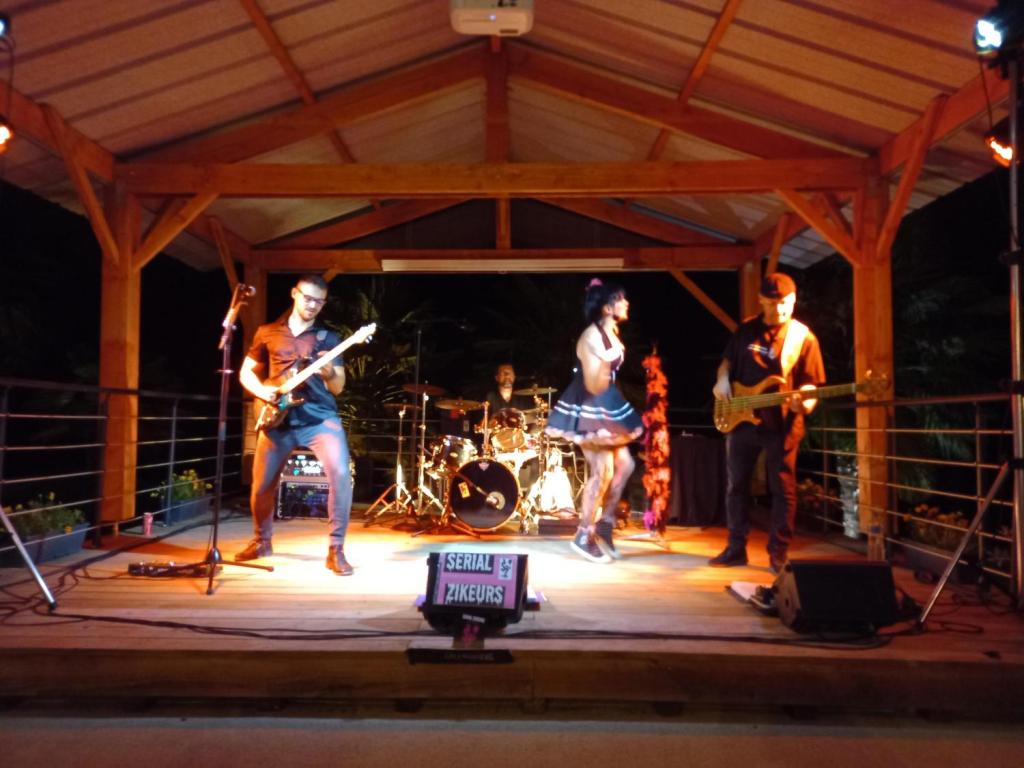Soirées Musicales au Camping Au Bois Dormant - Sabrina