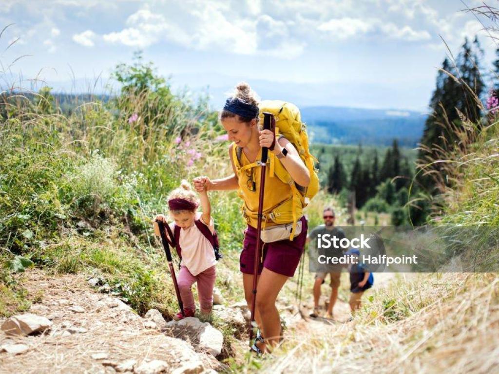 Randonnée familiale à Beaulieu-sur-Dordogne