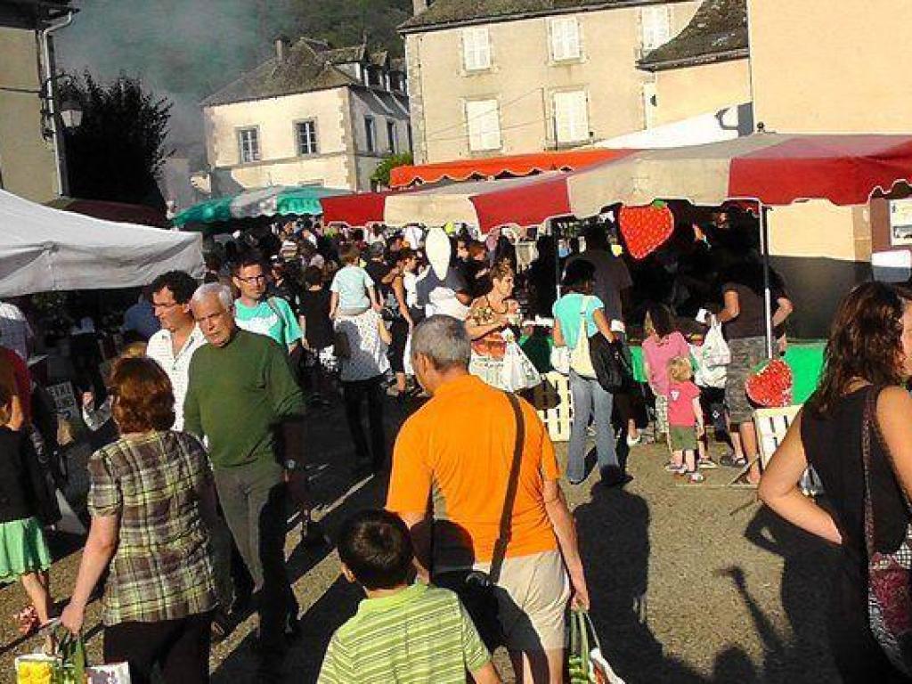Marché des Producteurs de Pays de Monceaux sur Dordogne