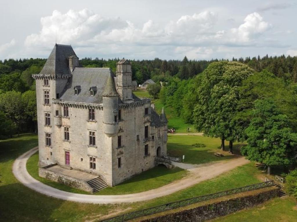 Balade secrète en Corrèze "Origine Clergoux : authenticité à coeur de nature et patrimoine"