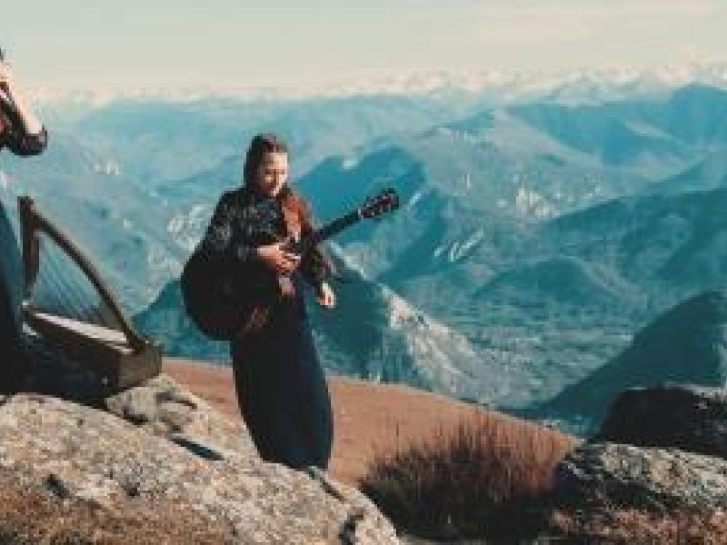 Domaine de Sédières : Apéro-Concert : Celtic Essence - Duo Araëlle/chants celtes