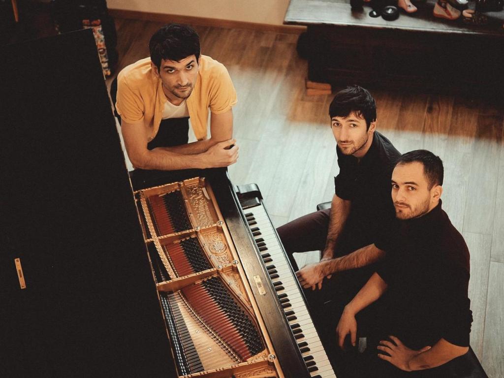 Les Mardis d'Uzerche n°7 - Concert du groupe Les Autres