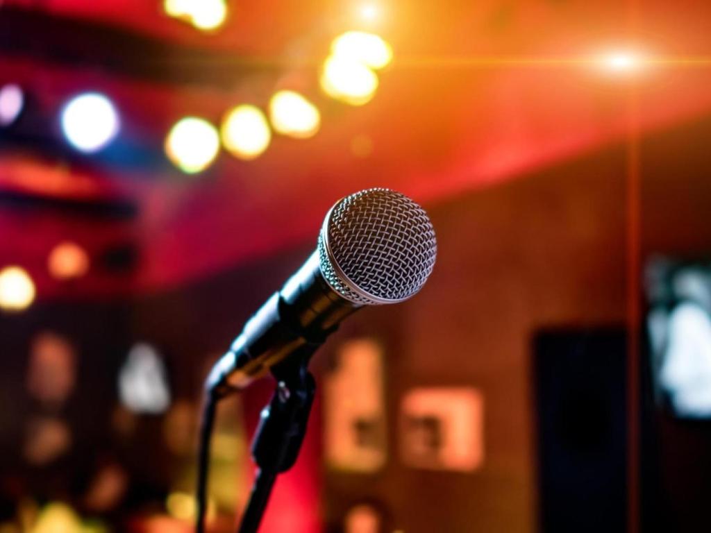 Slam et poésie : Tout travail mérite sa laisse de Mojo