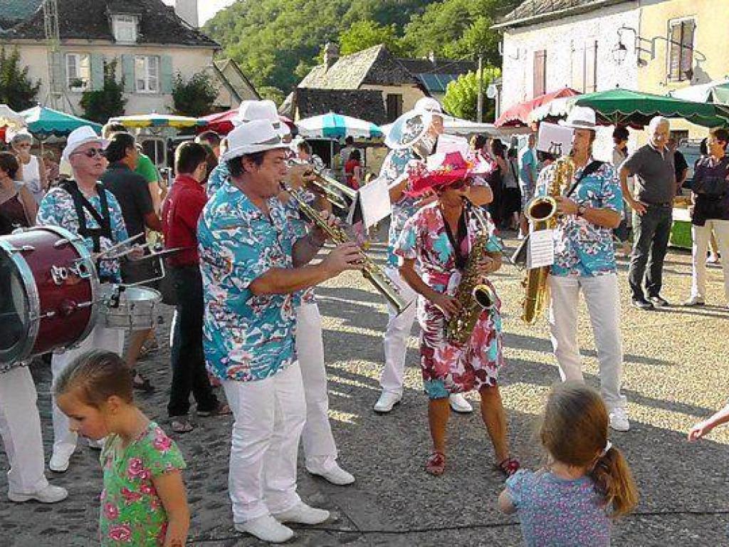 Marché des Producteurs de Pays de Monceaux sur Dordogne