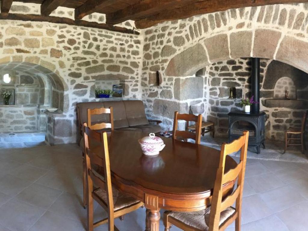 Au Fil de la Dordogne, Découverte de la Corrèze en Xaintrie