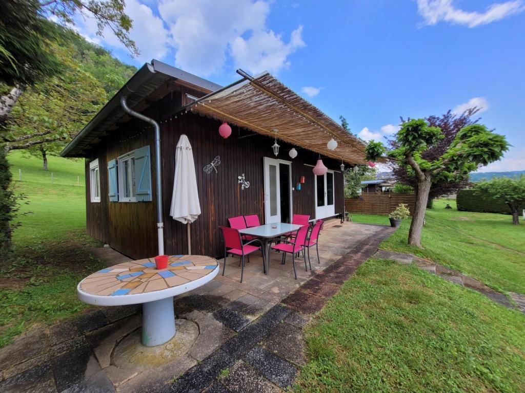 Chalet Fuschia