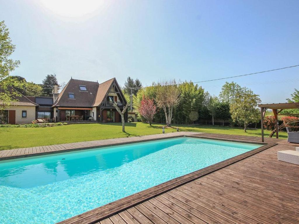 Location Bayat pour 5 personnes