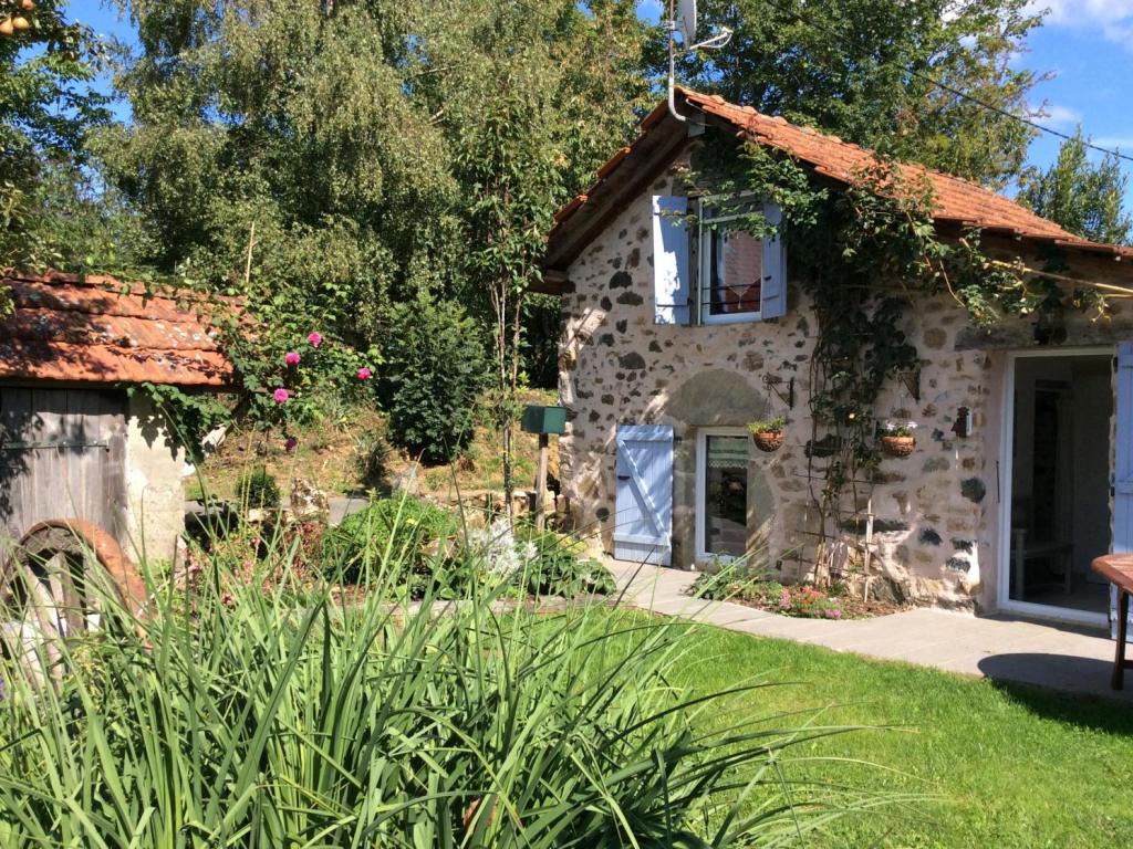 Meublé de Tourisme PEYRAT