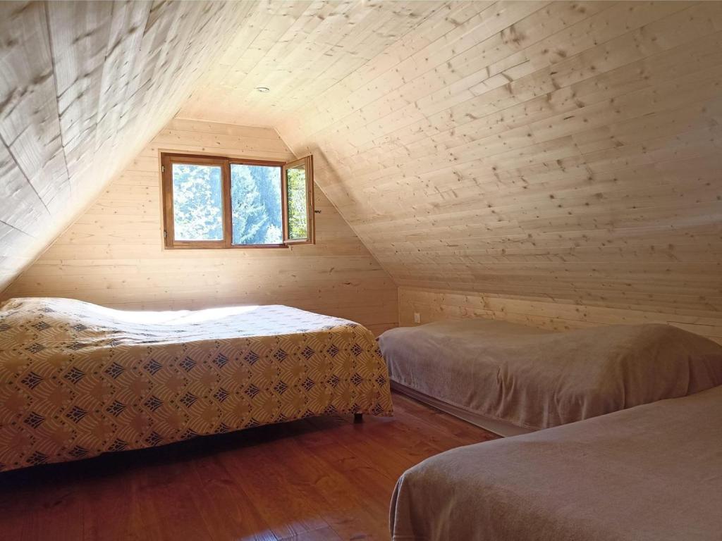 Cabane insolite à la ferme