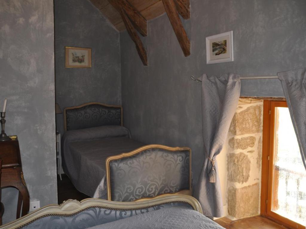 Les Escures