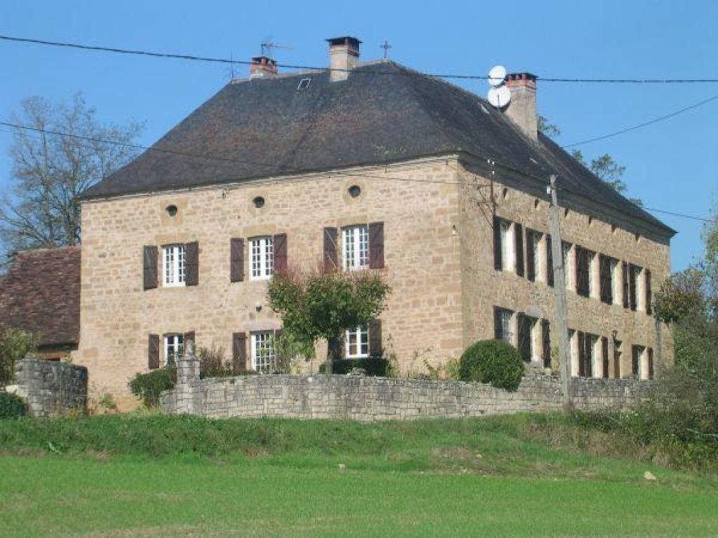 LE GREZAL