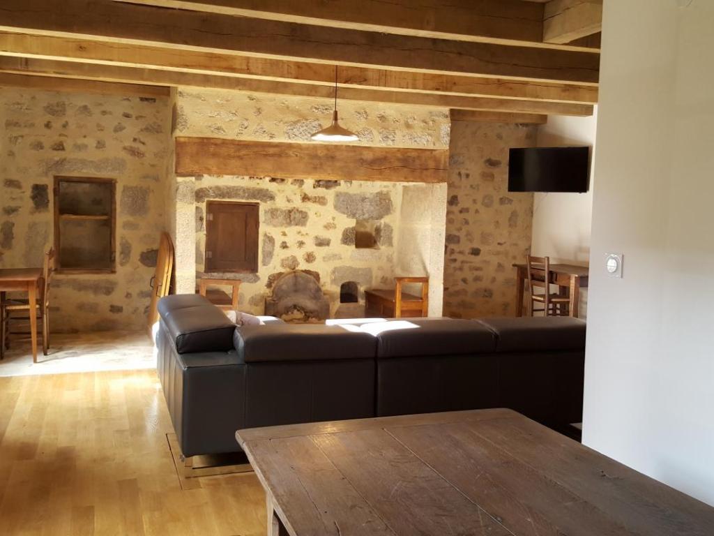 Maison Raymond