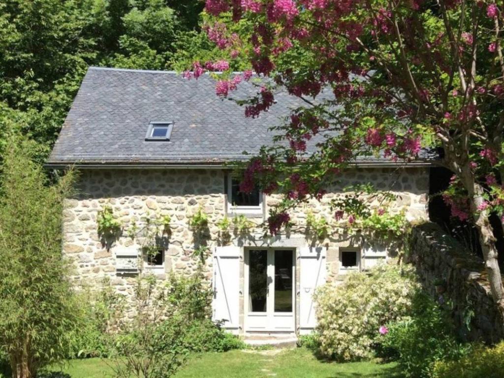 Meublé de Tourisme LASCAUD - l'Ardoisette