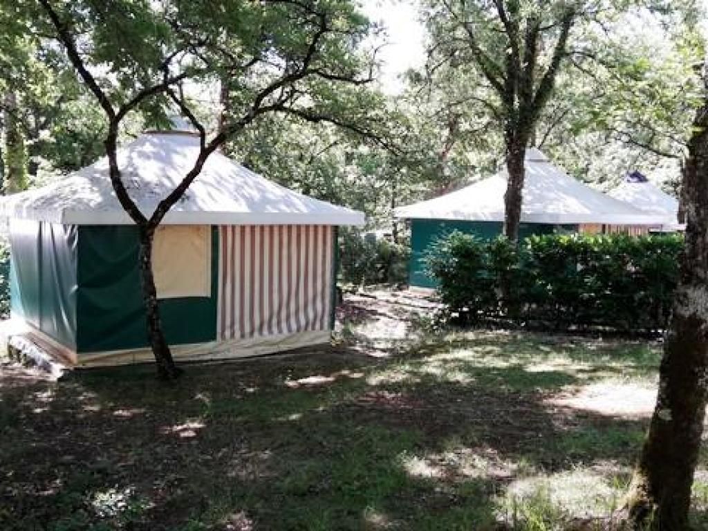 Camping Au bois Dormant