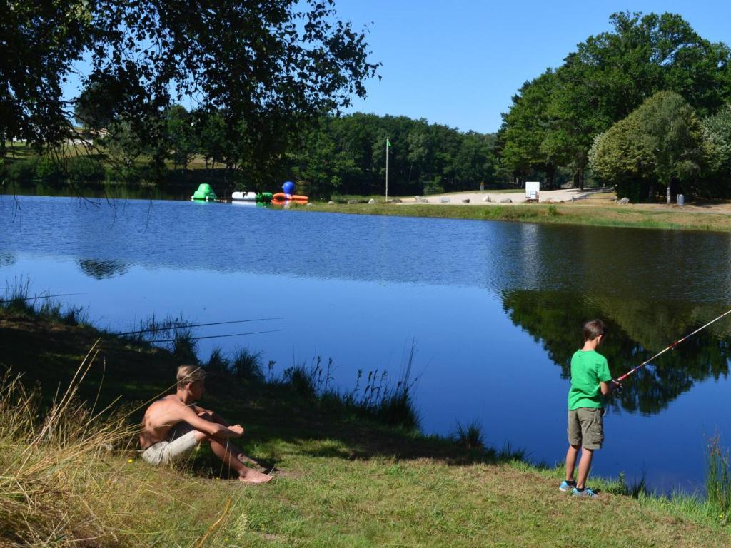 Domaine du Lac de Feyt