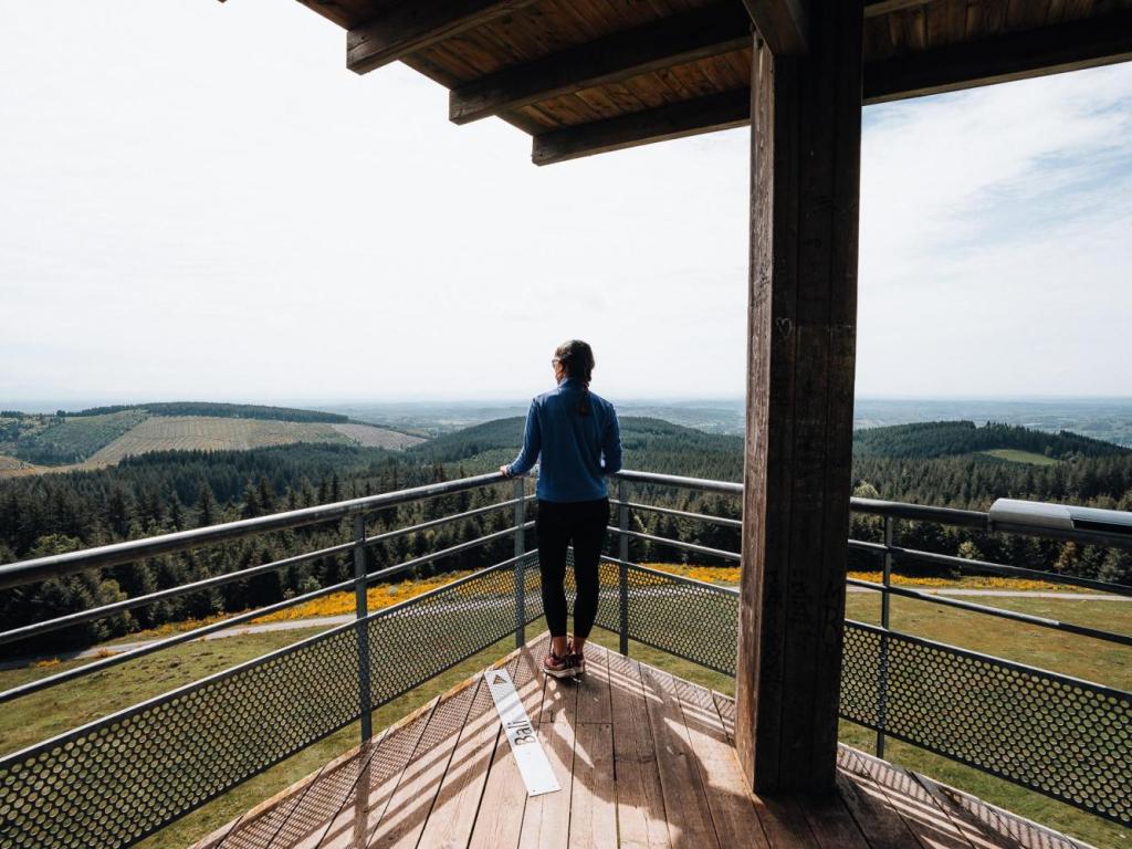Tour panoramique du Mont Bessou