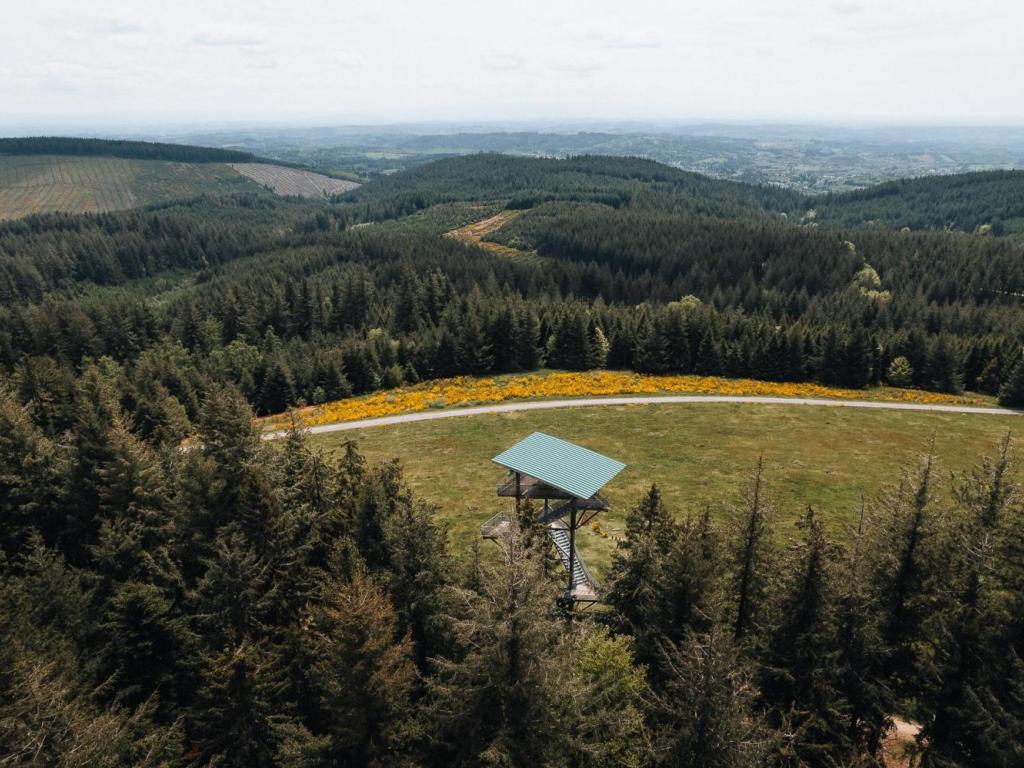 Tour panoramique du Mont Bessou
