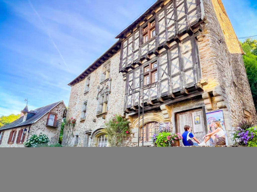 Office de Tourisme du Pays de Saint-Yrieix : Bureau d'Information Touristique de Ségur-Le-Château