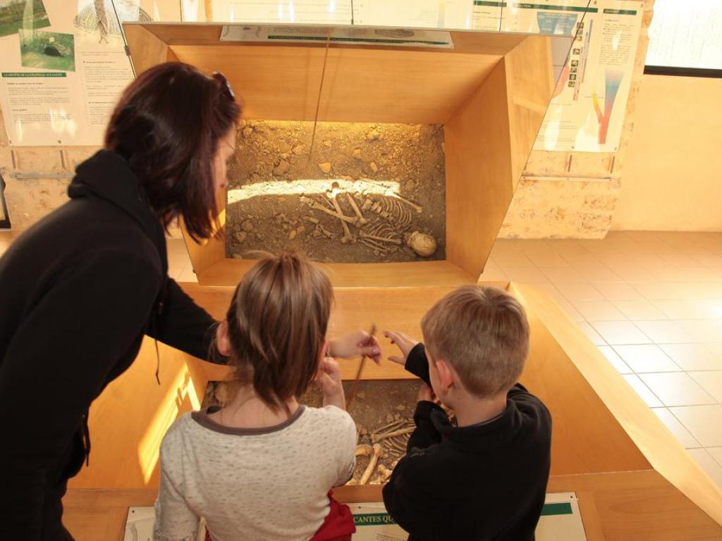 Musée de l'Homme de Neandertal "Jean Bouyssonie"