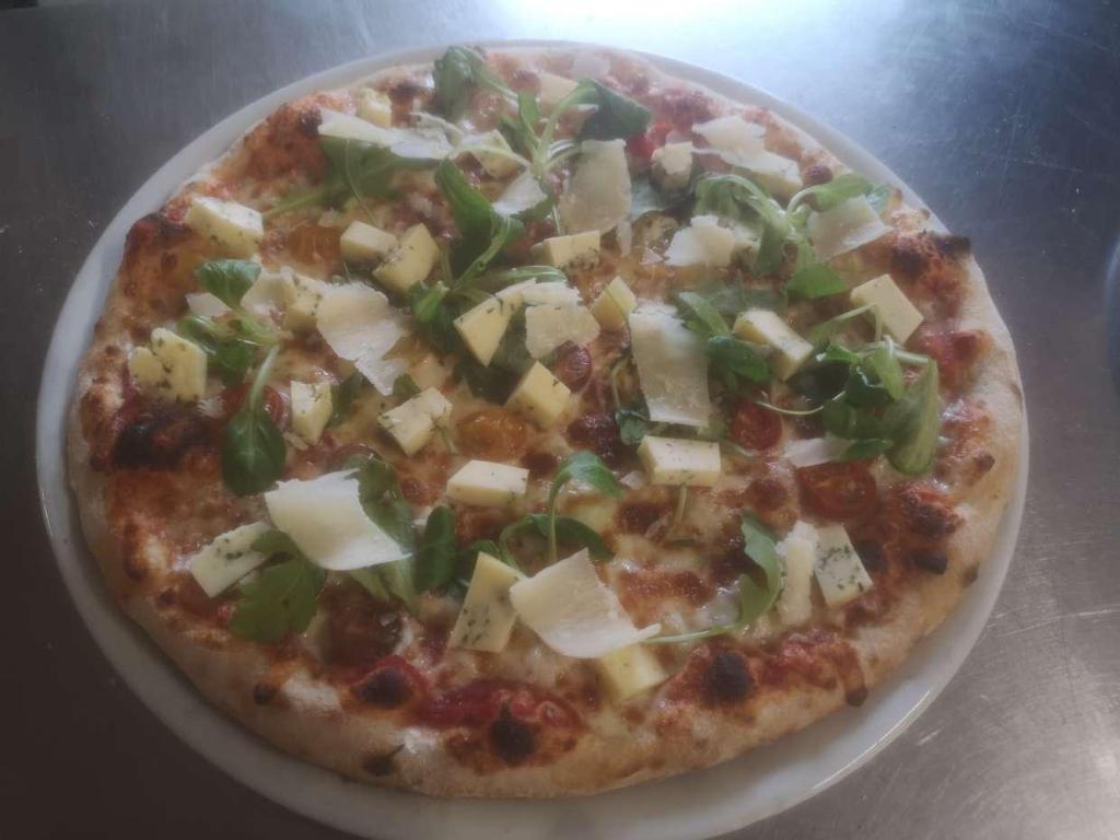 PIZZA PIU