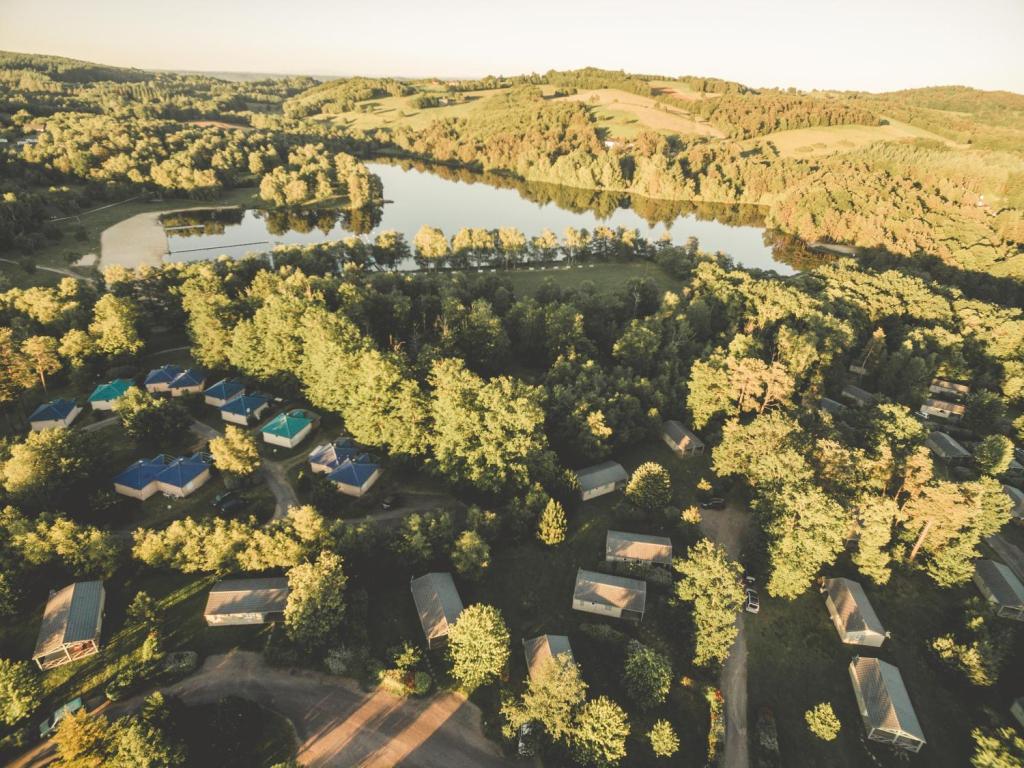 Terres de France - Résidence de Tourisme Les Hameaux de Miel