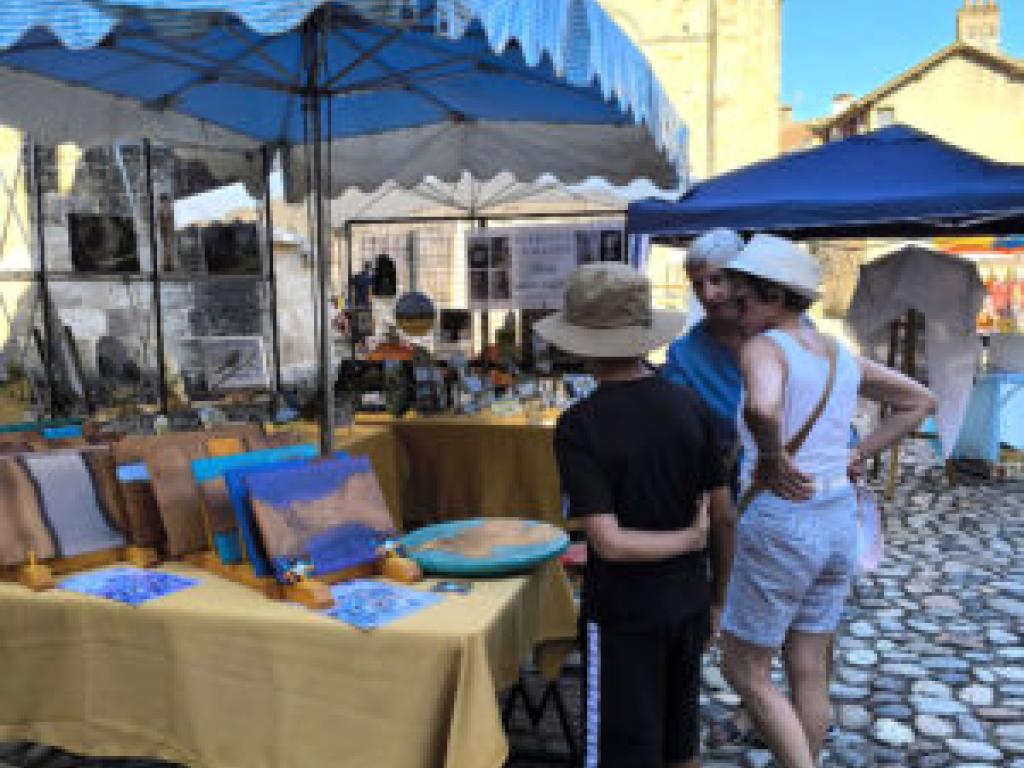 Marché de créateurs à Beaulieu sur Dordogne