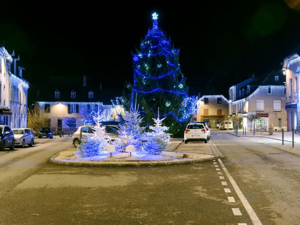 Marché de Noël à Lubersac Marché de Noël à Lubersac