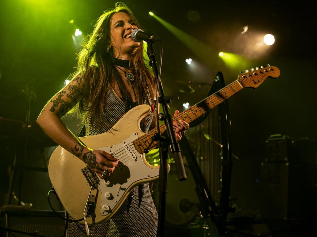 Des Lendemains qui chantent : Magic Hour//Afterwork : Nina Attal
