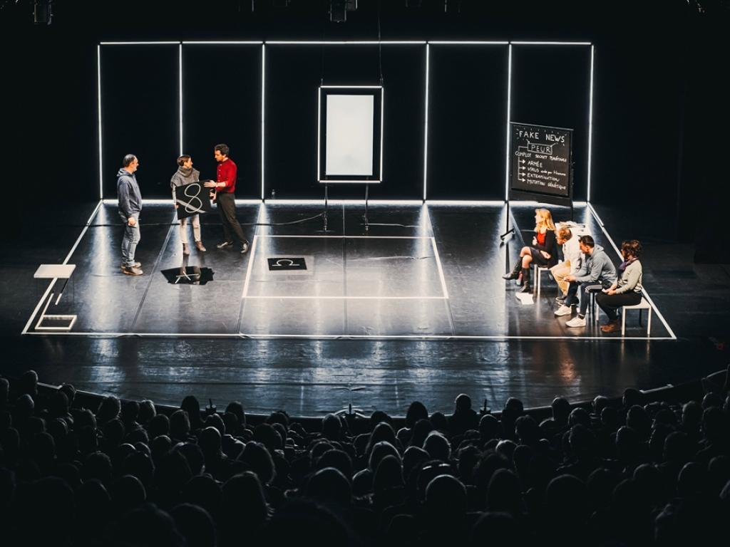Auditorium Sophie Dessus : Géométrie Variable