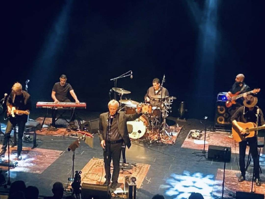 CONCERT TRIBUTE - FRANCIS CABREL - CONCERT ASSIS (Le Cabaret Gaillard)