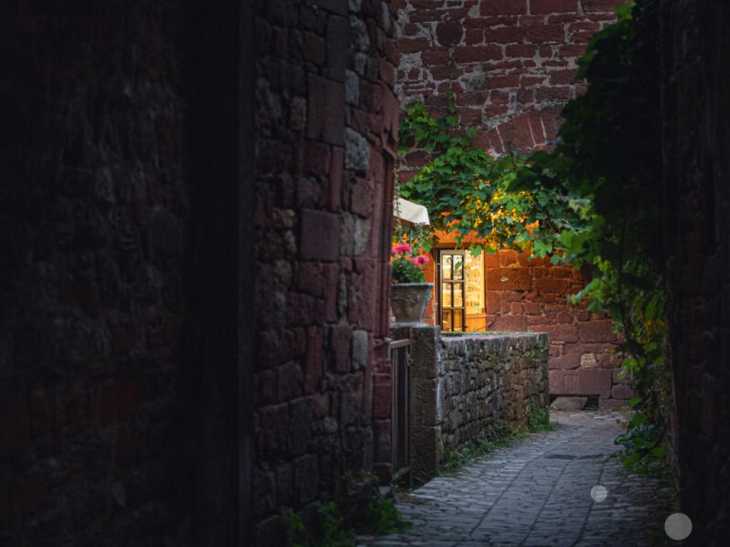 Visite nocturne Halloween de Collonges-la-Rouge et du château de Vassinhac