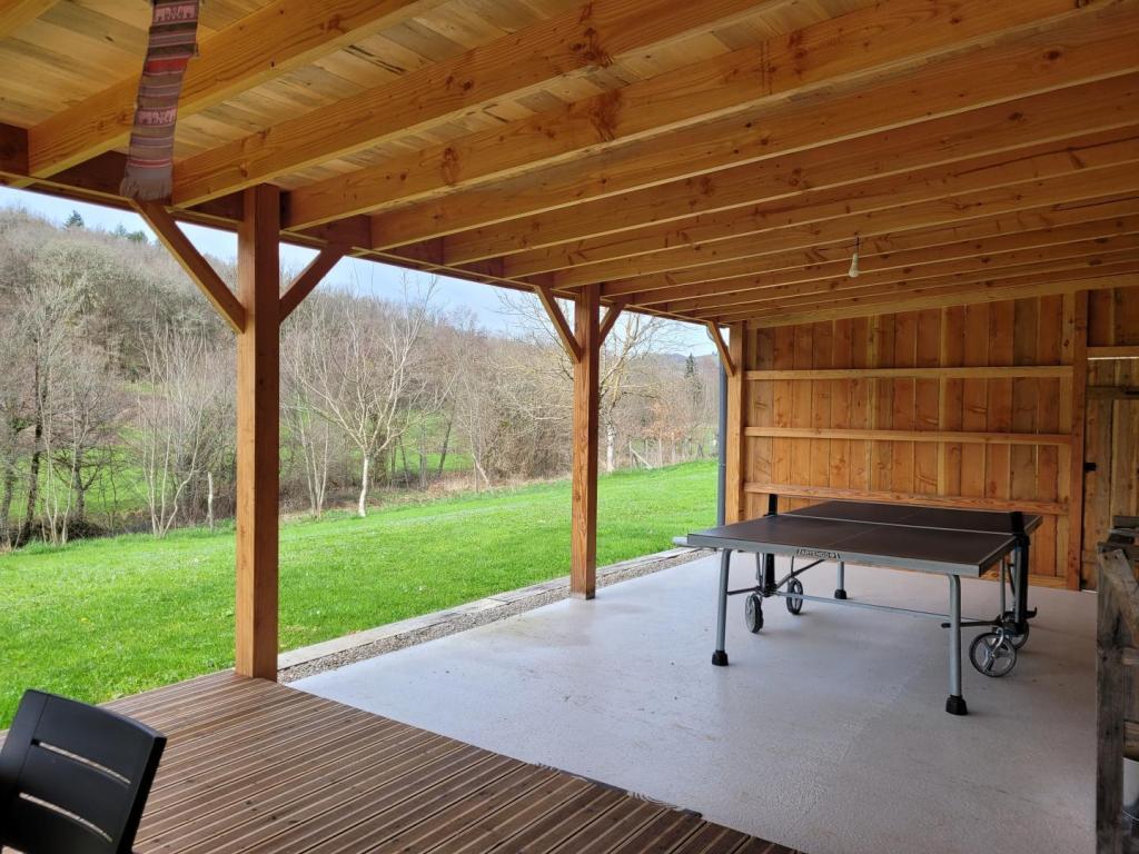 A l'ombre des Noyers