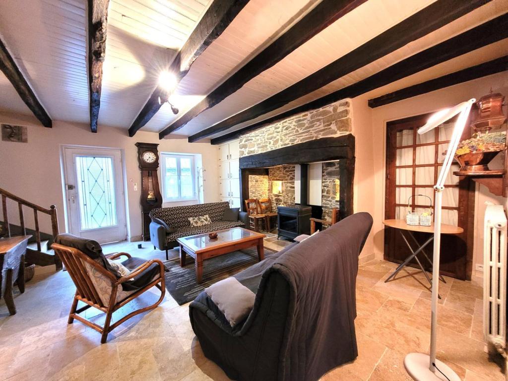 Au bord de l'eau Au bord de l'eau