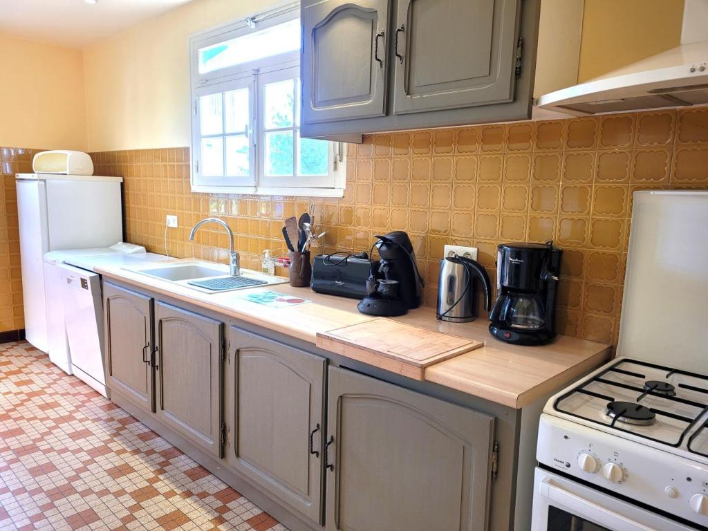 Au bord de l'eau Au bord de l'eau