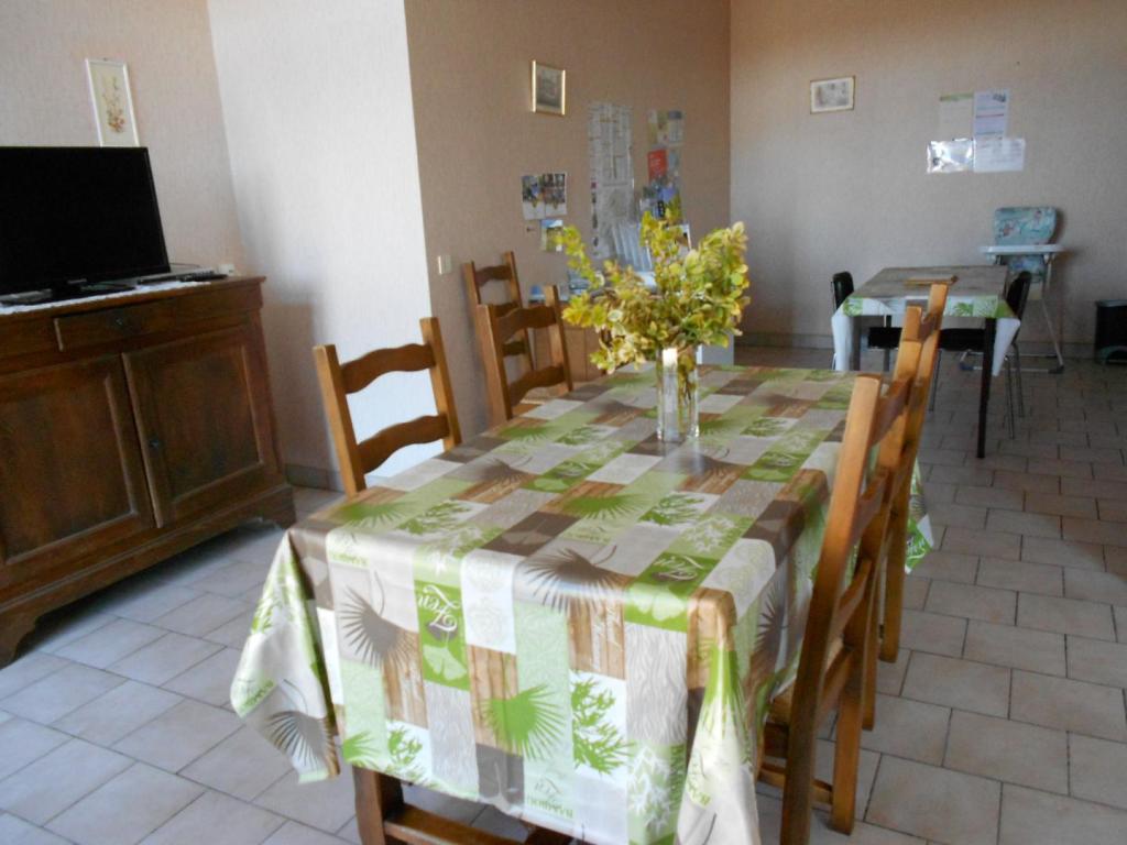 Gîte communal de Saint-Hilaire les Courbes