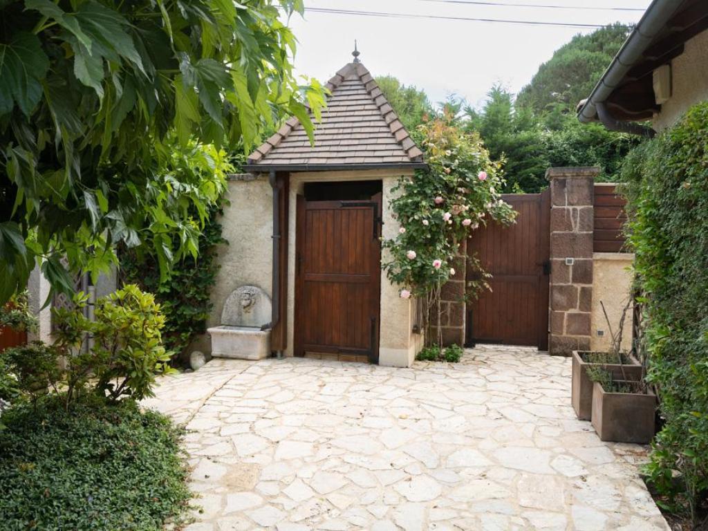 Location Bayat pour 5 personnes